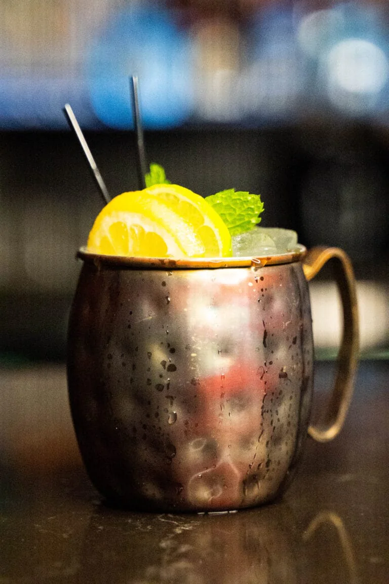 Food and drinks at SET Lounge & Billiards